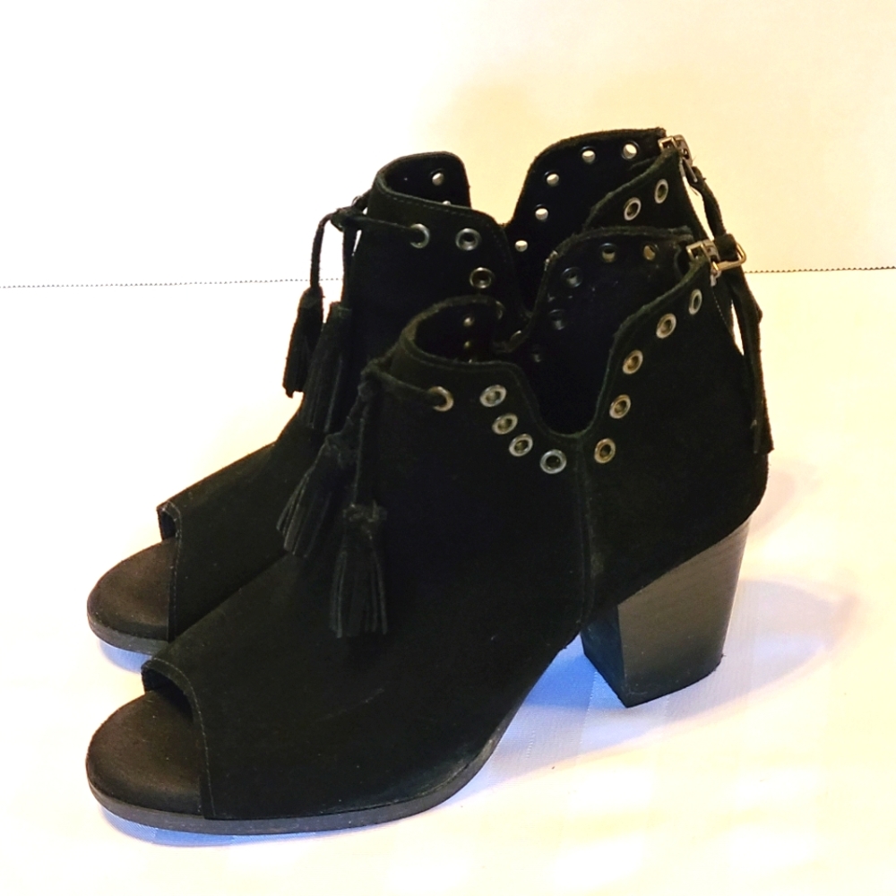 Minnetonka Boots Margot Ankle Back Zip Black Suede Size 6.5